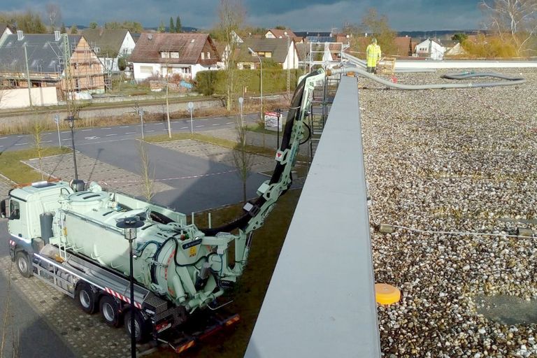 Saugbagger Bendorf - Flachdachsanierung